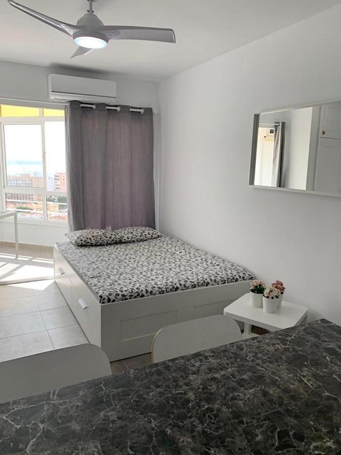 Studio With Sea Views In Torremolinos Apartment Luaran gambar